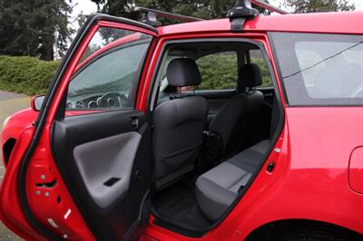 2004 Toyota Matrix XR   - Photo 14 - Shoreline, WA 98133