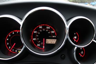 2004 Toyota Matrix XR   - Photo 7 - Shoreline, WA 98133