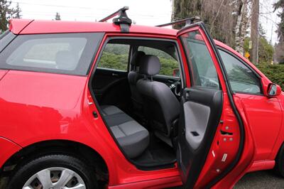 2004 Toyota Matrix XR   - Photo 6 - Shoreline, WA 98133