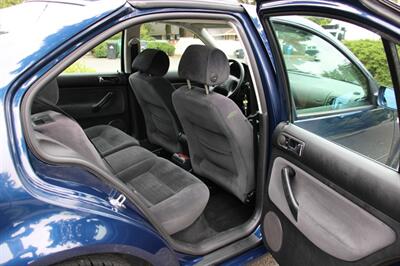 2002 Volkswagen Jetta GLS 1-owner 87K miles   - Photo 6 - Shoreline, WA 98133