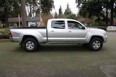2005 Toyota Tacoma V6 4dr Double Cab V6   - Photo 11 - Shoreline, WA 98133