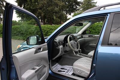 2010 Subaru Forester 2.5X Premium   - Photo 5 - Shoreline, WA 98133