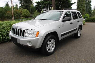 2005 Jeep Grand Cherokee Laredo   - Photo 1 - Shoreline, WA 98133