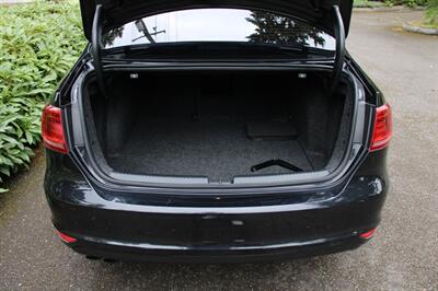 2014 Volkswagen Jetta GLI Autobahn PZEV   - Photo 16 - Shoreline, WA 98133
