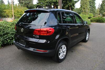 2013 Volkswagen Tiguan S 4Motion   - Photo 3 - Shoreline, WA 98133