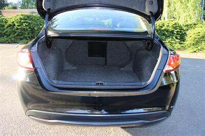 2016 Chrysler 200 LX - Photo 15 - Shoreline, WA 98133