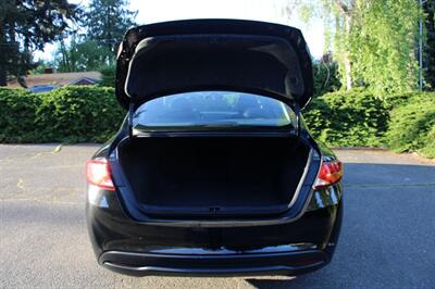 2016 Chrysler 200 LX - Photo 16 - Shoreline, WA 98133