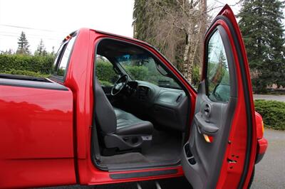 2001 Ford F-150 XLT   - Photo 12 - Shoreline, WA 98133