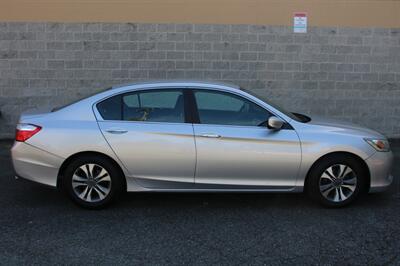 2013 Honda Accord LX   - Photo 12 - Shoreline, WA 98133