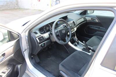 2013 Honda Accord LX   - Photo 5 - Shoreline, WA 98133