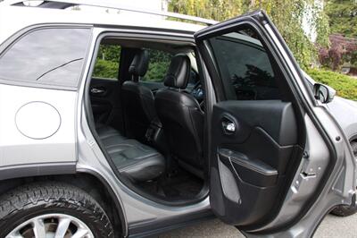 2016 Jeep Cherokee Limited   - Photo 6 - Shoreline, WA 98133