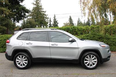 2016 Jeep Cherokee Limited   - Photo 14 - Shoreline, WA 98133