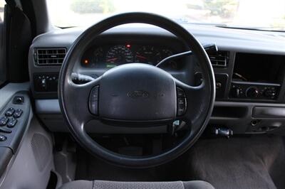 2002 Ford F-350 XLT   - Photo 16 - Shoreline, WA 98133