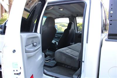 2002 Ford F-350 XLT   - Photo 14 - Shoreline, WA 98133