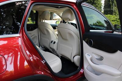 2016 Mercedes-Benz 300 4MATIC   - Photo 6 - Shoreline, WA 98133