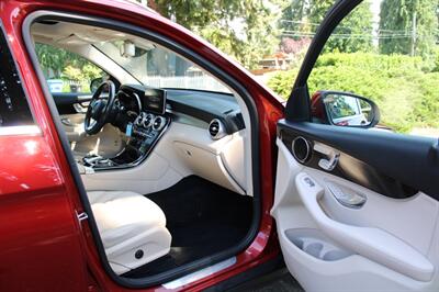 2016 Mercedes-Benz 300 4MATIC   - Photo 15 - Shoreline, WA 98133