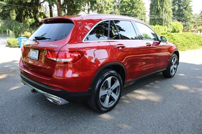 2016 Mercedes-Benz 300 4MATIC   - Photo 3 - Shoreline, WA 98133
