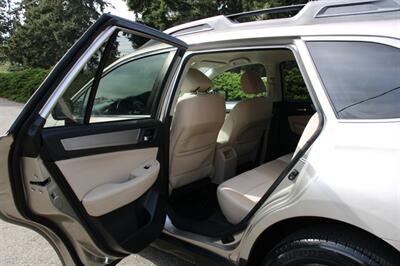2015 Subaru Outback 2.5i Premium   - Photo 15 - Shoreline, WA 98133