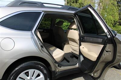 2015 Subaru Outback 2.5i Premium   - Photo 6 - Shoreline, WA 98133
