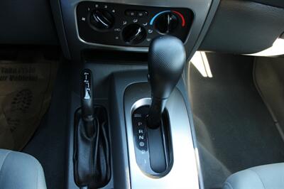 2007 Jeep Liberty Sport 62k MILES - Photo 8 - Shoreline, WA 98133