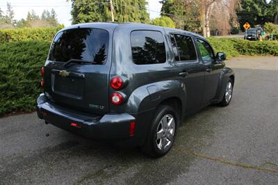 2011 Chevrolet HHR LT   - Photo 3 - Shoreline, WA 98133