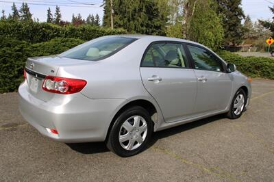 2011 Toyota Corolla LE - Photo 3 - Shoreline, WA 98133