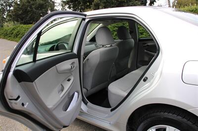2011 Toyota Corolla LE - Photo 14 - Shoreline, WA 98133
