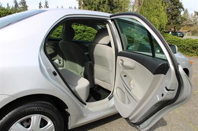 2011 Toyota Corolla LE - Photo 6 - Shoreline, WA 98133