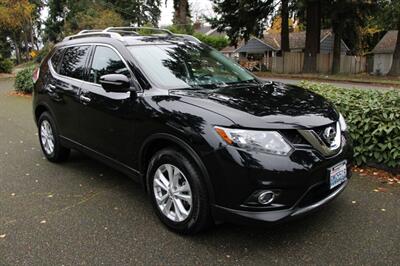 2014 Nissan Rogue SV   - Photo 2 - Shoreline, WA 98133