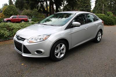 2014 Ford Focus SE   - Photo 1 - Shoreline, WA 98133