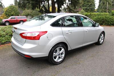 2014 Ford Focus SE   - Photo 3 - Shoreline, WA 98133