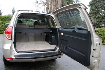2007 Toyota RAV4   - Photo 17 - Shoreline, WA 98133