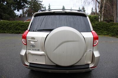 2007 Toyota RAV4   - Photo 11 - Shoreline, WA 98133