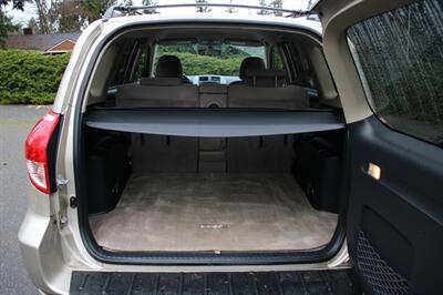 2007 Toyota RAV4   - Photo 16 - Shoreline, WA 98133