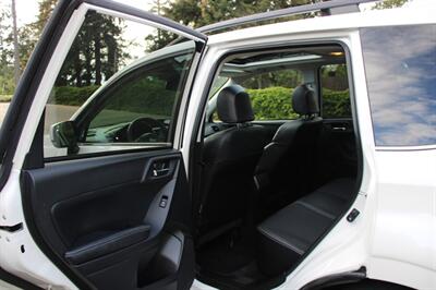 2015 Subaru Forester 2.0XT Premium   - Photo 16 - Shoreline, WA 98133