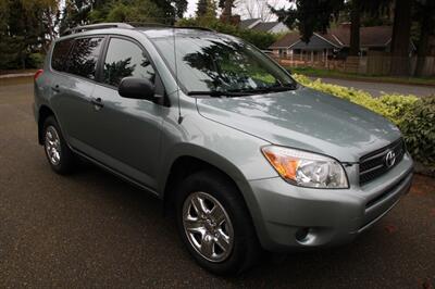 2007 Toyota RAV4   - Photo 2 - Shoreline, WA 98133