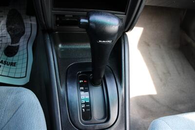 1995 Subaru Legacy L   - Photo 8 - Shoreline, WA 98133