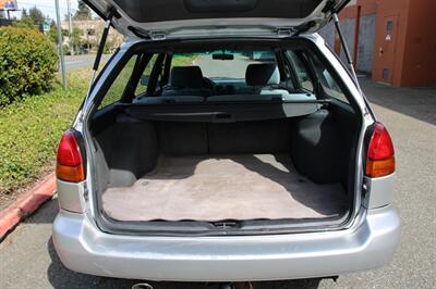 1995 Subaru Legacy L   - Photo 15 - Shoreline, WA 98133