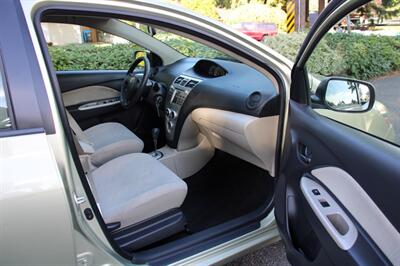 2007 Toyota Yaris   - Photo 13 - Shoreline, WA 98133