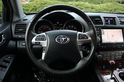 2012 Toyota Highlander Limited   - Photo 22 - Shoreline, WA 98133
