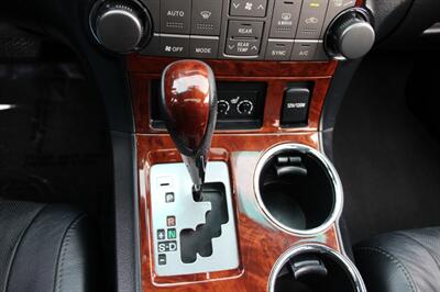 2012 Toyota Highlander Limited   - Photo 8 - Shoreline, WA 98133