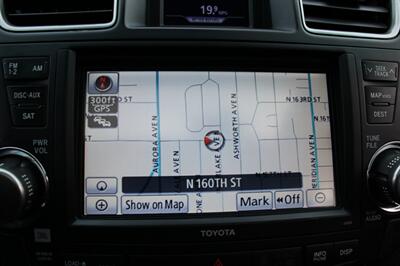 2012 Toyota Highlander Limited   - Photo 10 - Shoreline, WA 98133