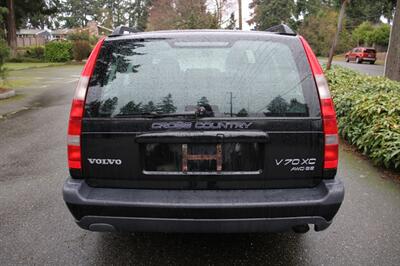 2000 Volvo V70 XC SE AWD   - Photo 11 - Shoreline, WA 98133