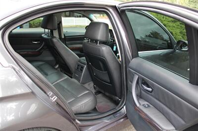2006 BMW 330i   - Photo 6 - Shoreline, WA 98133