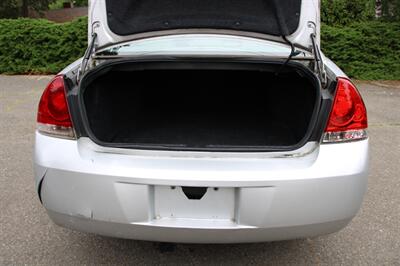 2010 Chevrolet Impala LT - Photo 16 - Shoreline, WA 98133