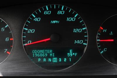2010 Chevrolet Impala LT - Photo 7 - Shoreline, WA 98133