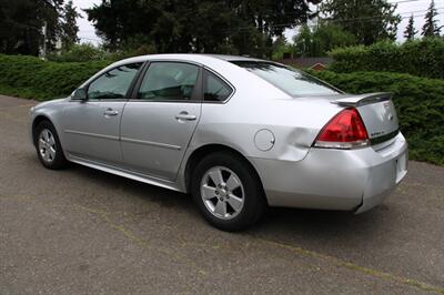 2010 Chevrolet Impala LT - Photo 4 - Shoreline, WA 98133