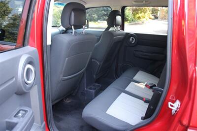 2010 Dodge Nitro SE   - Photo 14 - Shoreline, WA 98133