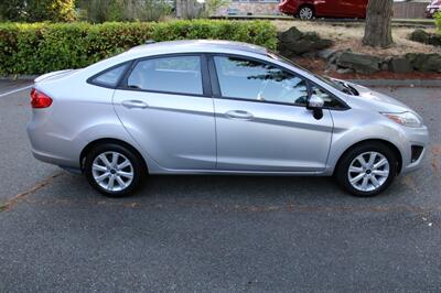 2013 Ford Fiesta SE   - Photo 11 - Shoreline, WA 98133