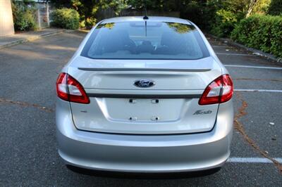 2013 Ford Fiesta SE   - Photo 10 - Shoreline, WA 98133